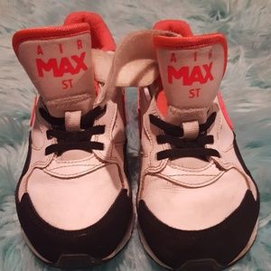 NIKE AIR MAX FOR GIRLS